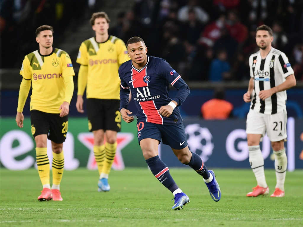 喀麦隆的进 喀麦隆的进